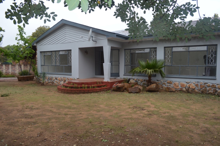 4 Bedroom Property for Sale in Wilkeville North West